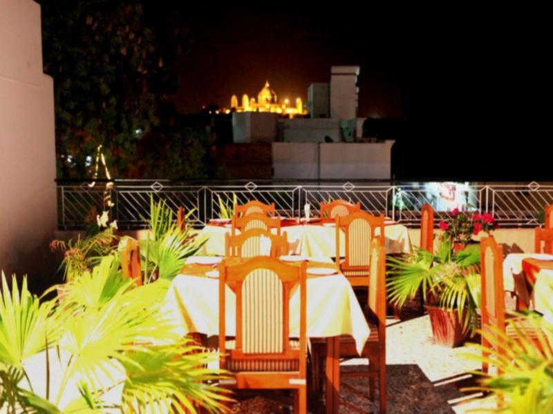 Hotel Sandhu Palace Τζοντχπούρ Εξωτερικό φωτογραφία